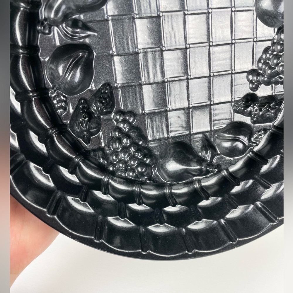 Nordic Ware Marianne Cake Pan Cast Aluminum Fruit Lattice Basket Weave 10 Cup - Picture 12 of 16